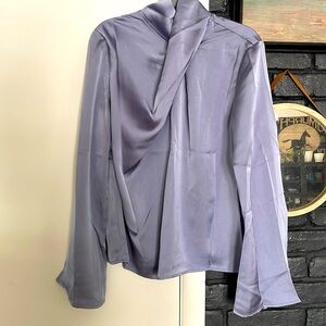 stunning blouse new with tag M
